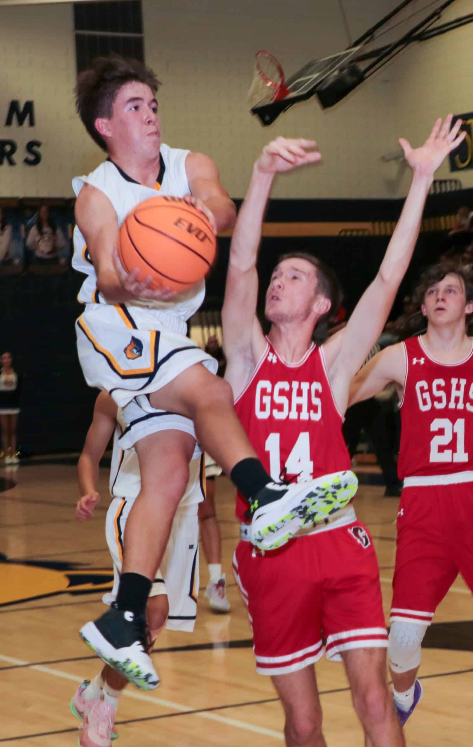 Glenwood tops Rifle, Coal Ridge boys win to open 202223 high school